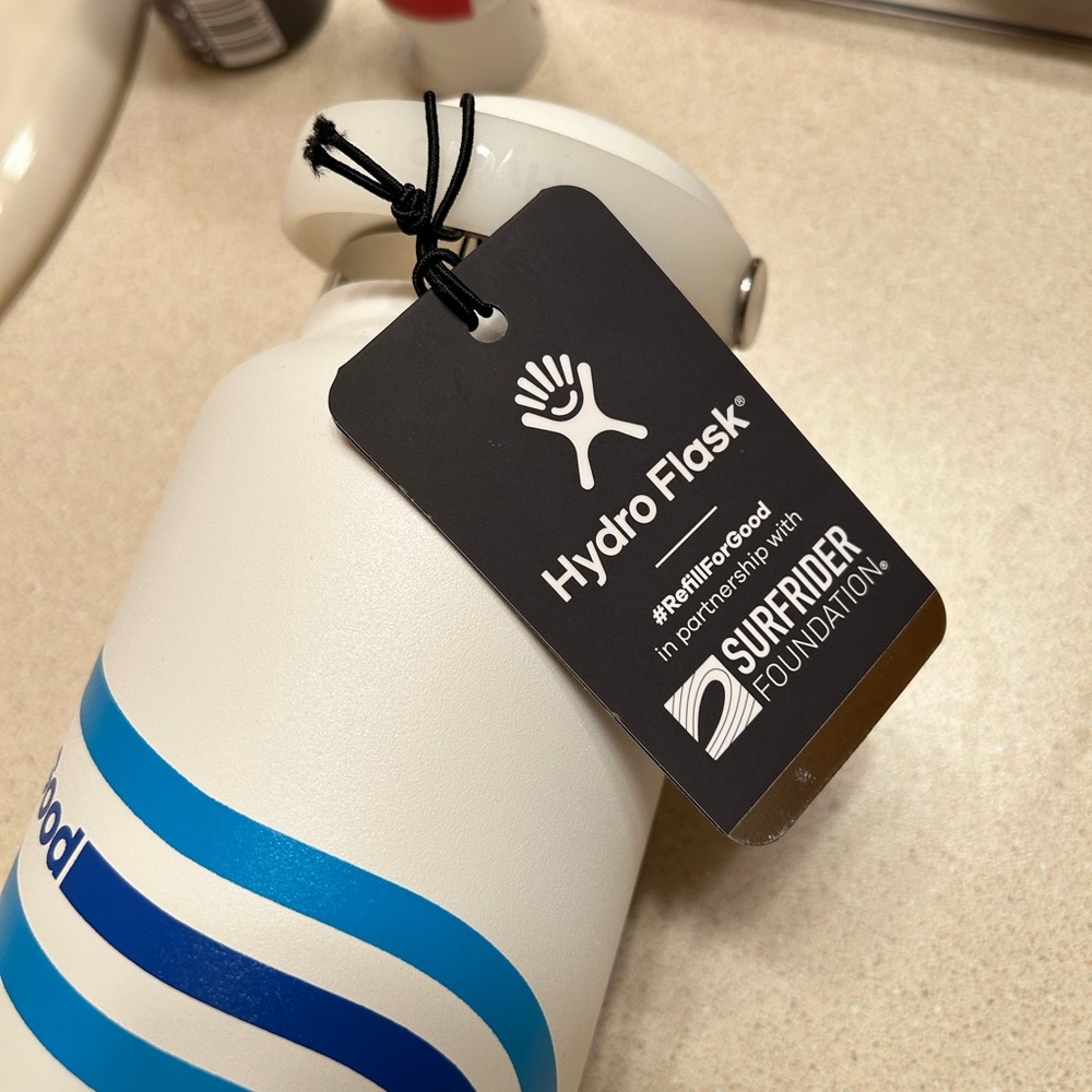 Hydroflask - Picture 5 of 7
